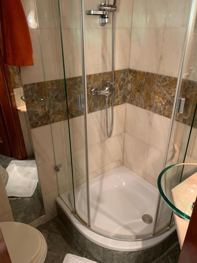 Room With A View 巴斯卡 外观 照片
